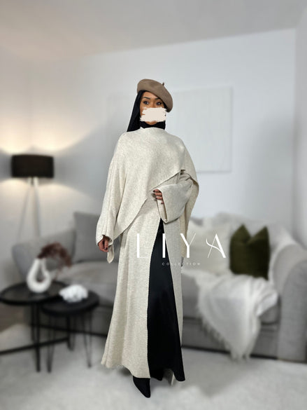 Robe longue en maille avec cape - Beige