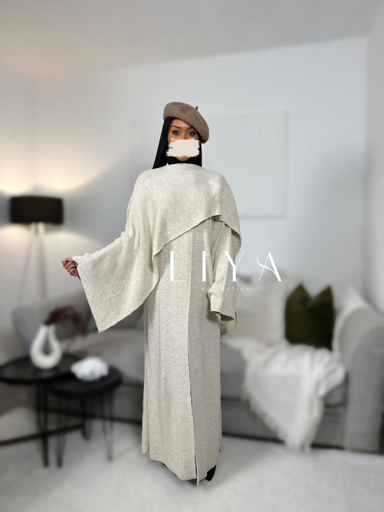 Robe longue en maille avec cape - Beige