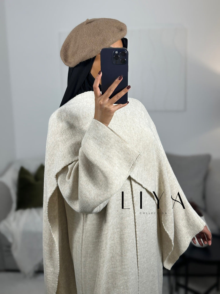 Robe longue en maille avec cape - Beige