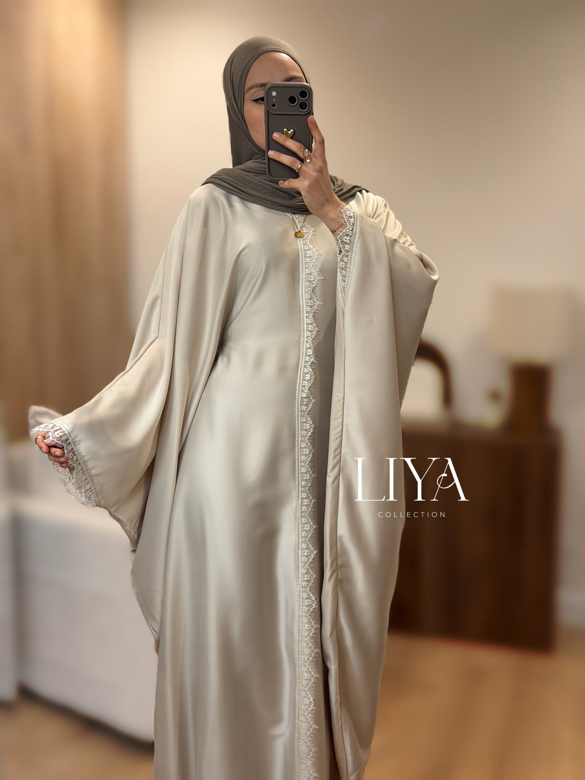 Abaya papillon en dentelle - Plusieurs coloris